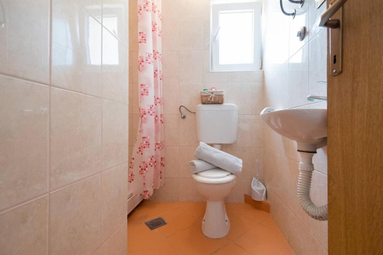 Apartments In Неум Екстериор снимка